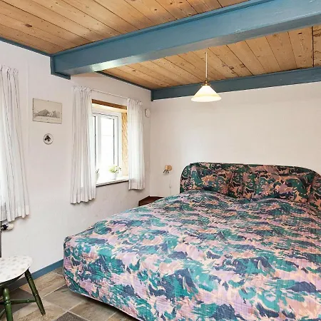 4 Person In Bredebro Feriehus *